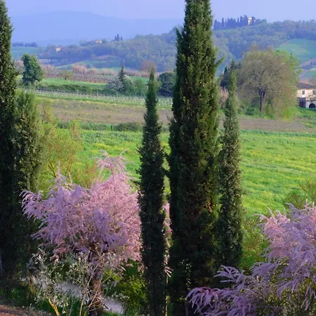 شقة Giaggiolo